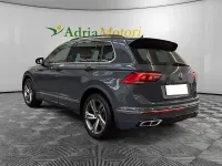 Usata VW Tiguan 150 CV (110 kW) 2023 Grigio scuro SUV