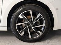 Usata Opel Corsa 101 CV (74 kW) 2025 Bianco Utilitaria