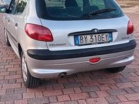 Usata Peugeot 206 68 CV (50 kW) 2002 Grigio Berlina