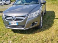 Usata VW Tiguan 140 CV (102 kW) 2010 Grigio SUV