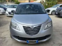 Usata Lancia Ypsilon 69 CV (50 kW) 2014 Argento Utilitaria