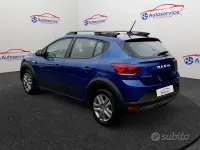 Usata Dacia Sandero Comfort 101 CV (74 kW) 2023 Blu Berlina