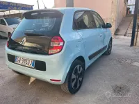 Usata Renault Twingo SE 69 CV (50 kW) 2014 Bluazzurro Utilitaria