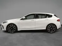 Nuova BMW 120 163 CV (119 kW) 2026 Alpin white pastello Utilitaria