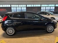Usata Ford Fiesta Titanium 75 CV (55 kW) 2014 Nero Utilitaria
