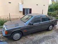 Usata Mercedes 190 90 CV (66 kW) 1983 Berlina