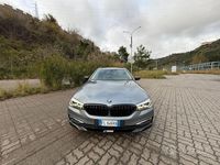 Usata BMW 520 Luxury Line 190 CV (139 kW) 2017 Grigio Station wagon