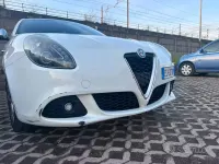 Brugt Alfa Romeo Giulietta 120 HK (88 kW) 2011 Hvid Hatchback