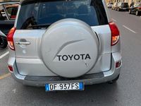 Usata Toyota RAV4 177 CV (130 kW) 2007 SUV
