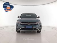 Usata VW T-Roc Style 150 CV (110 kW) 2023 Petroleum blue metallizzato ne SUV