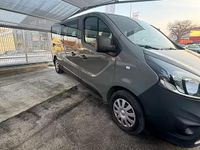 Usata Opel Vivaro 120 CV (88 kW) 2015 Grigio Monovolume