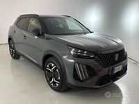 Usata Peugeot e-2008 GT 61 kW (84 CV) 2023 Grigio SUV