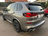 Usata BMW X5 M Sport 352 CV (258 kW) 2024 Argento SUV