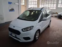 Usata Ford Tourneo Courier 75 CV (55 kW) 2020 Bianco Monovolume