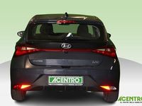 Usata Hyundai i20 83 CV (61 kW) 2023 Gray Utilitaria