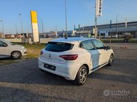 Usata Renault Clio V 101 CV (74 kW) 2020 Bianco Berlina