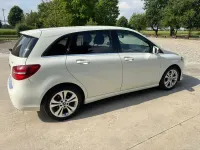 Usata Mercedes B180 109 CV (80 kW) 2018 Bianco Utilitaria