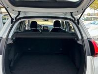Usata Peugeot 2008 Allure 120 CV (88 kW) 2017 Bianco SUV
