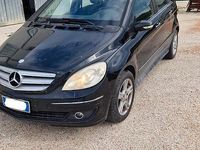 Usata Mercedes B180 109 CV (80 kW) 2005 Nero Monovolume