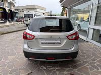 Usata Suzuki SX4 120 CV (88 kW) 2015 Argento SUV