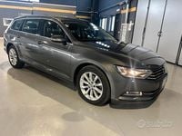 Usata VW Passat Highline 150 CV (110 kW) 2016 Grigio Station wagon