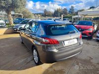 Usata Peugeot 308 Active 130 CV (95 kW) 2021 Grigio Berlina