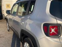 Usata Jeep Renegade Limited 140 CV (102 kW) 2018 Argento SUV
