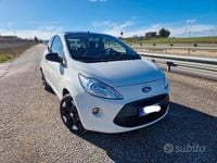 Usata Ford Ka 69 CV (50 kW) 2016 Bianco Berlina