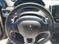 Usata Peugeot 2008 Active 82 CV (60 kW) 2013 Grigio SUV