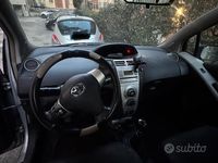 Usata Toyota Yaris 2009 Grigio Utilitaria