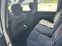 Usata Hyundai Matrix 103 CV (75 kW) 2003 Grigio Monovolume