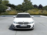 Nuova BMW 318 M Sport 150 CV (110 kW) 2026 Alpin white pastello Berlina