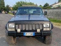 Usata Jeep Cherokee 174 CV (127 kW) 1990 Grigio SUV