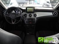 Usata Mercedes GLA200 136 CV (100 kW) 2016 Bianco SUV