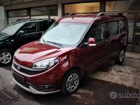 Usata Fiat Doblò Trekking 120 CV (88 kW) 2018 Rosso Monovolume
