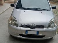 usata Toyota Yaris - 2002