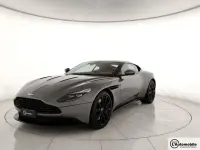 Usata Aston Martin DB11 608 CV (447 kW) 2017 Grigio Coupé