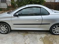 Usata Peugeot 206 CC 136 CV (100 kW) 2000 Grigio Cabrio