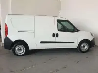 Usata Fiat Doblò Lounge 105 CV (77 kW) 2022 Bianco Monovolume