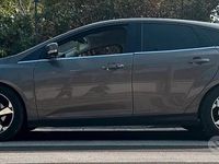 Usata Ford Focus Titanium 115 CV (84 kW) 2011 Grigio Berlina