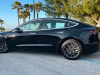 Usata Tesla Model 3 Standard Range 239 kW (325 CV) 2019 Nero Berlina
