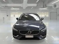 Usata Volvo V60 Inscription 250 CV (183 kW) 2020 Grigio Station wagon