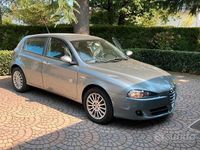 Usata Alfa Romeo 147 2000 Grigio Utilitaria
