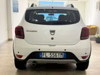 Usata Dacia Sandero Stepway 90 CV (66 kW) 2018 Bianco Berlina