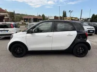 Usata Smart ForFour Passion 71 CV (52 kW) 2016 Bianco Utilitaria
