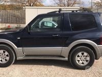 Usata Mitsubishi Pajero 160 CV (117 kW) 2004 Blu SUV