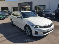 Usata BMW 318 Advantage 150 CV (110 kW) 2022 Nero metallizzato Station wagon