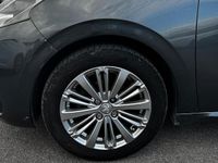 Usata Peugeot 208 Allure 75 CV (55 kW) 2018 Grigio Utilitaria
