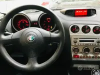 Usata Alfa Romeo 156 140 CV (102 kW) 2003 Grigio Berlina
