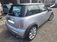 Usata Mini Cooper 116 CV (85 kW) 2002 Argento Utilitaria
